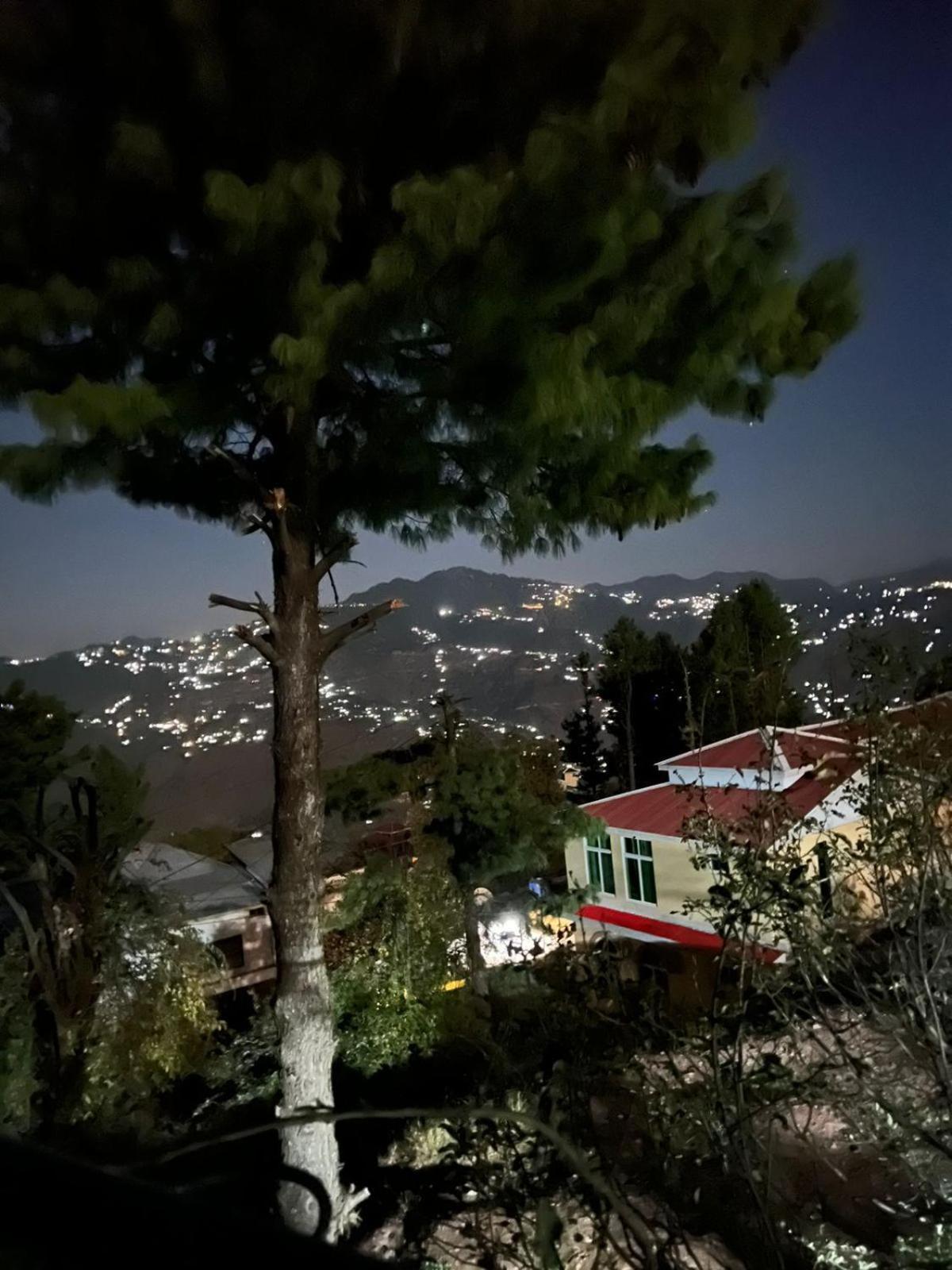 Shangrilla House Murree, Bhurban Buitenkant foto